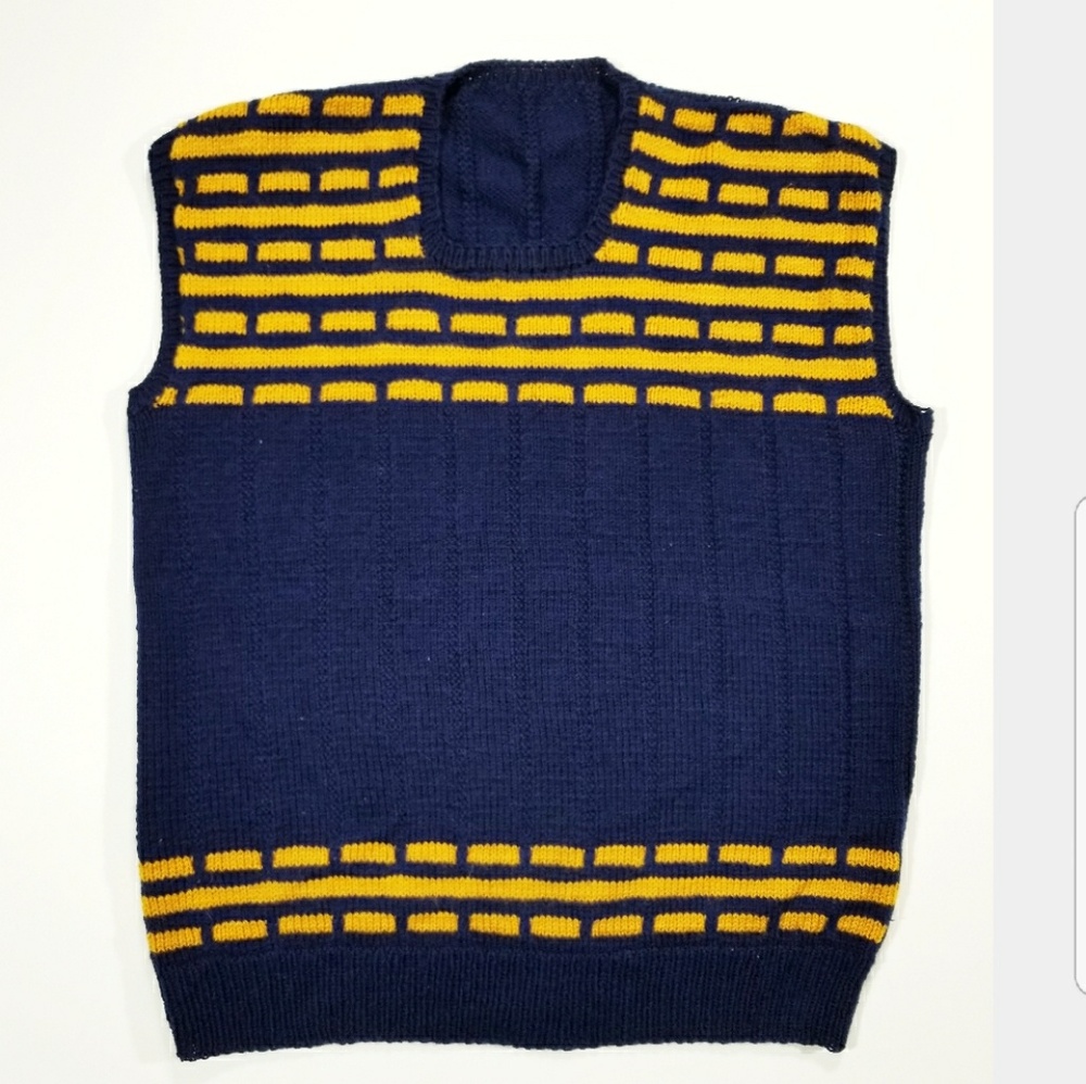 🚫SOLD🚫 Vtg Rectangle 70s 90s Sweater Vest